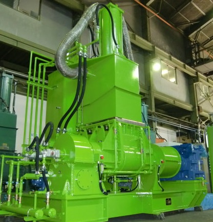 加圧型ニーダー